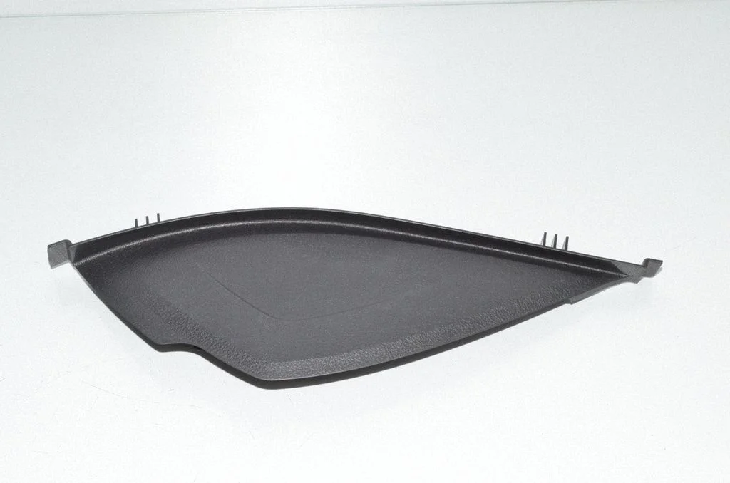 Dashboard side end trim