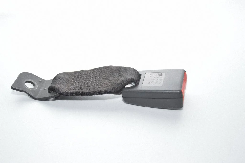 Rear seatbelt buckle – right
