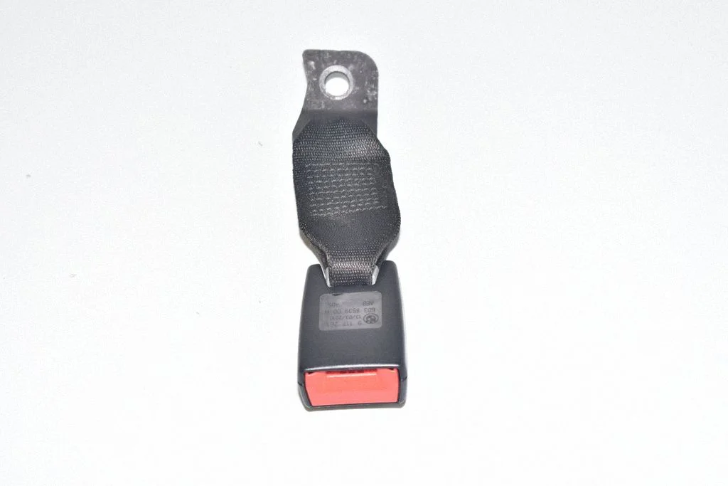 Rear seatbelt buckle – BMW 3 Series E92 E93 (2005-2014)