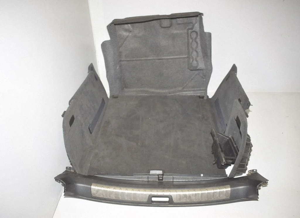 Other trunk/boot trim element 9000577