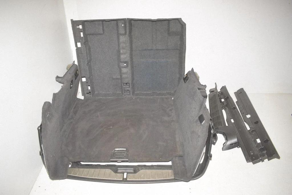 Other trunk/boot trim element 9168501
