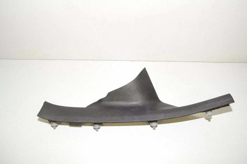 Rear sill trim cover 7375728