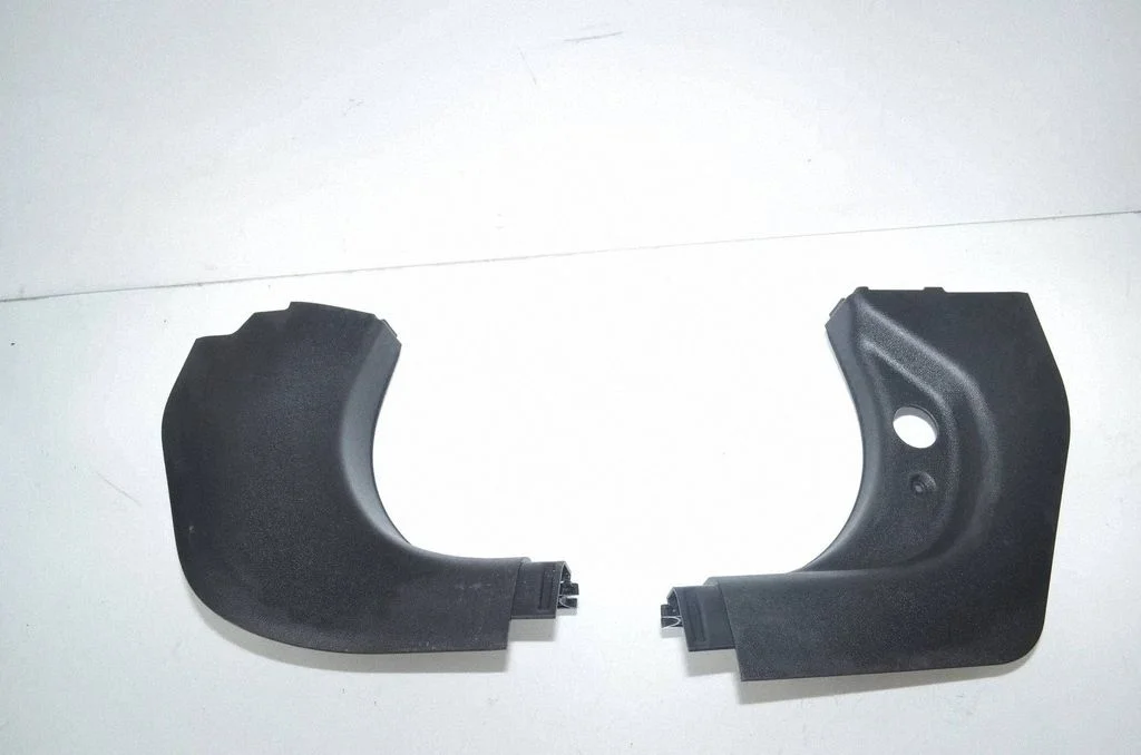 Front sill trim cover 7446428
