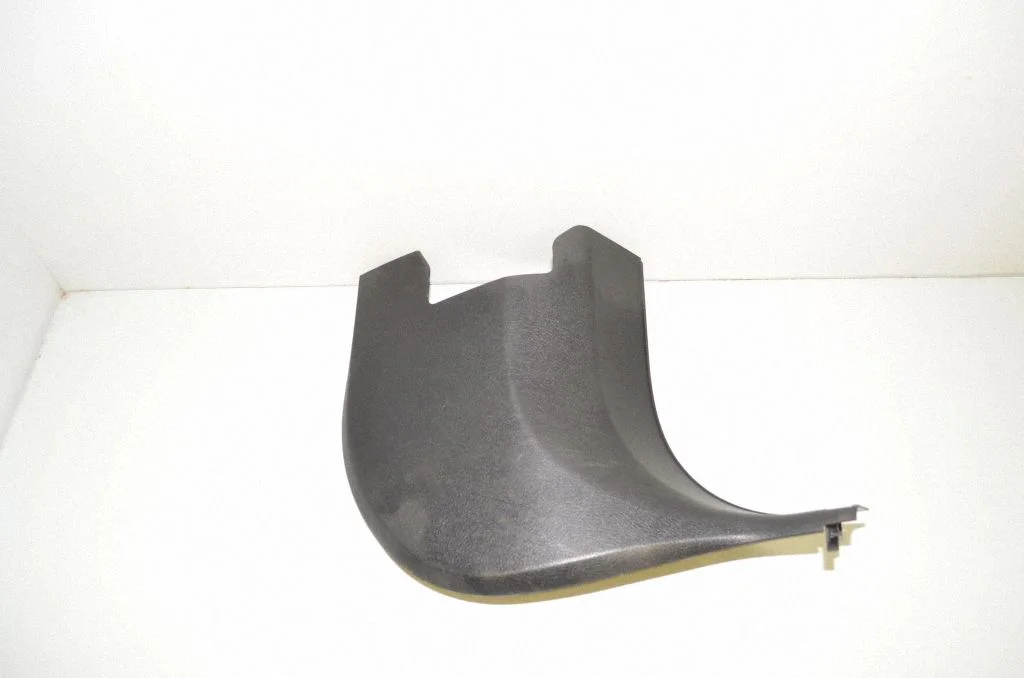 Priekinio slenksčio apdaila (vidinė)