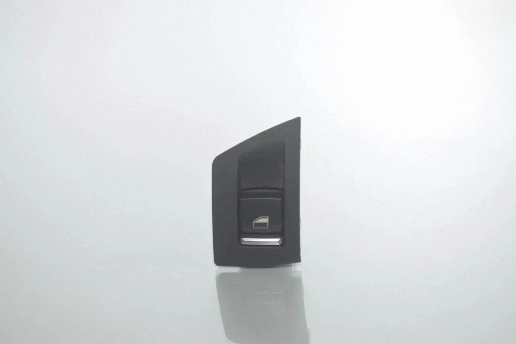 Elektrisko logu slēdzis 9163527