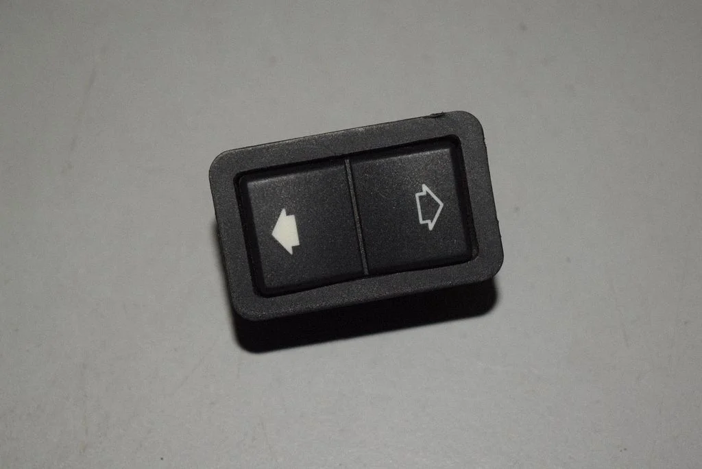 Elektrinių langų jungtukas