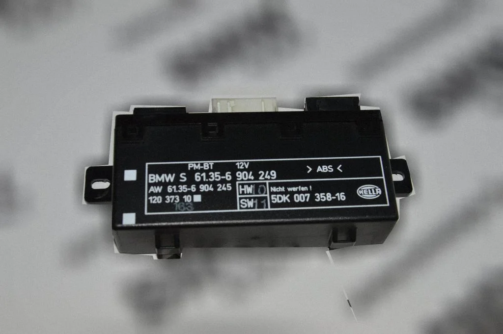 Durvju elektronikas vadības bloks – BMW 5. sērija E39 (1996-2003)