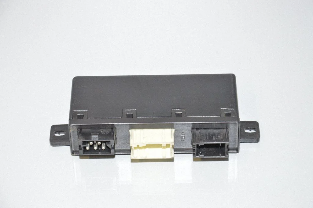 Door control unit/module – front left