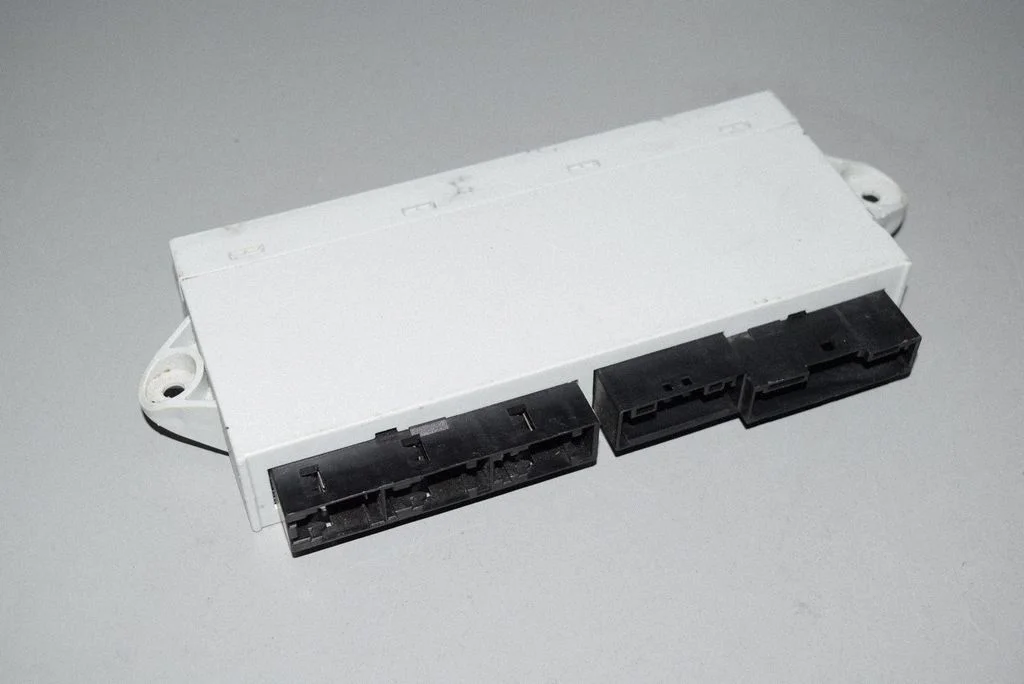 Durų elektronikos valdymo blokas