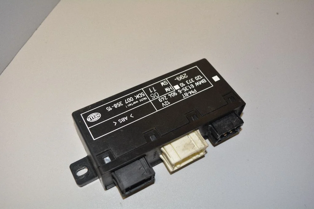 Durų elektronikos valdymo blokas