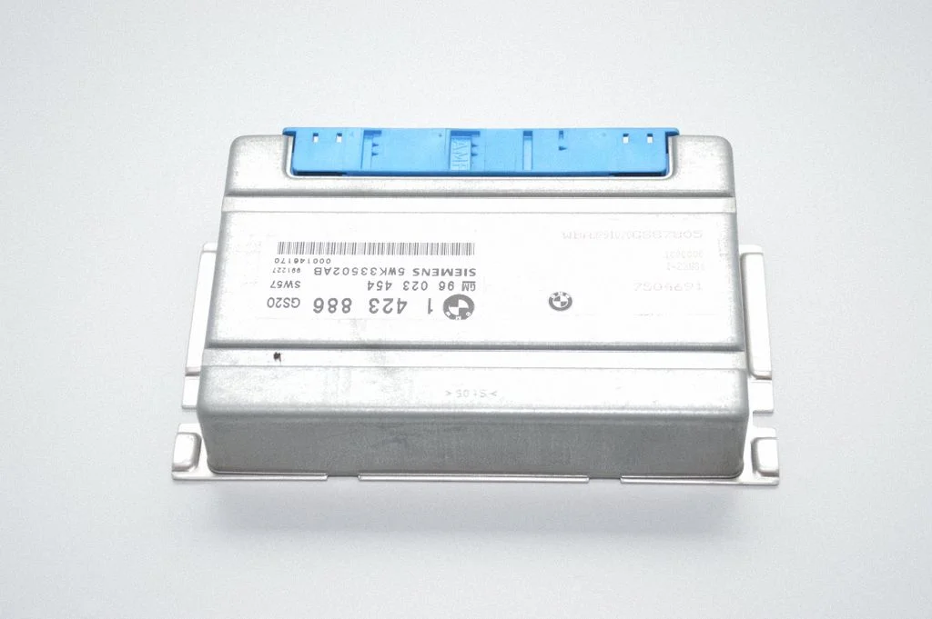 Pavarų dėžės valdymo blokas
