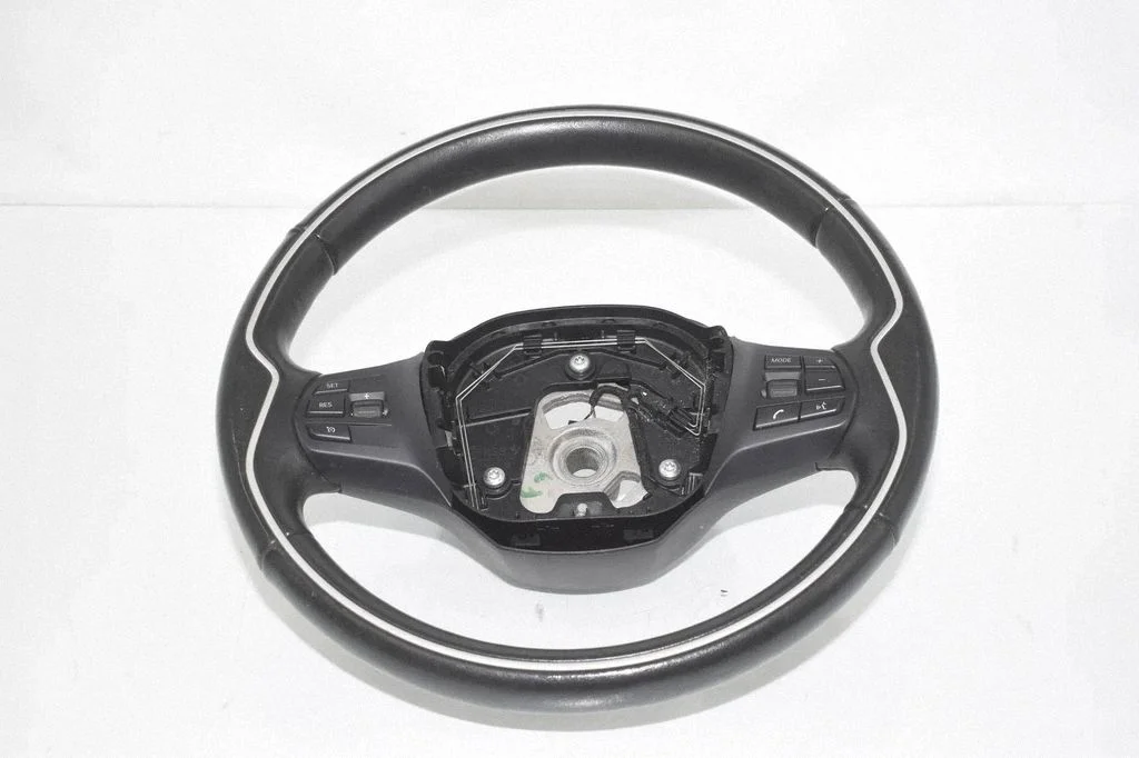 Steering wheel – BMW i3 (2013-)