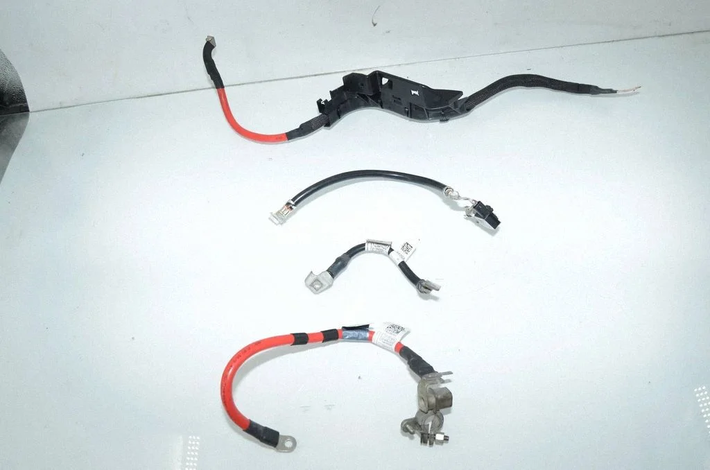 Positive cable (battery) 8707406