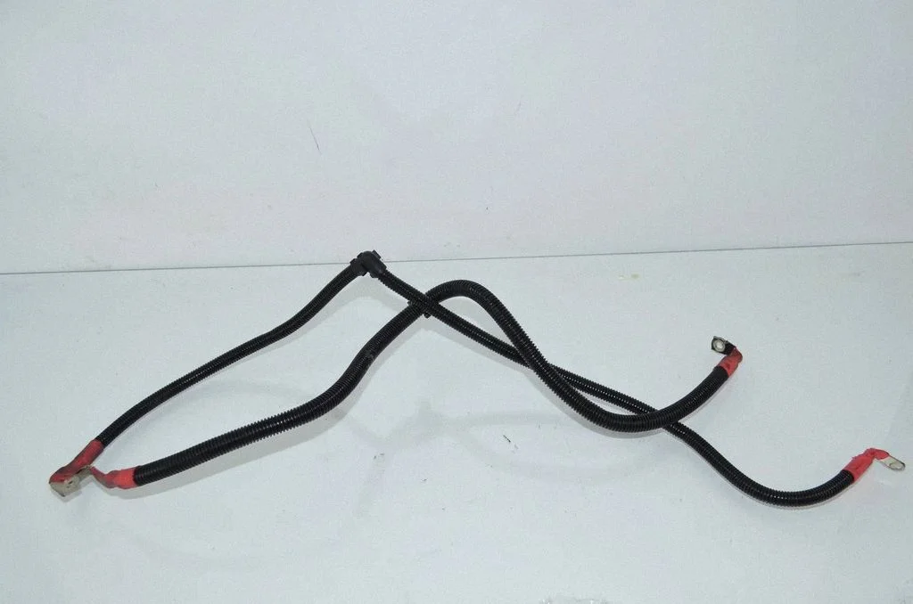 Positive cable (battery) – BMW 6 Series F06 Gran coupe (2012-2018)