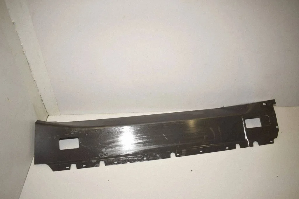 Sill 7368598