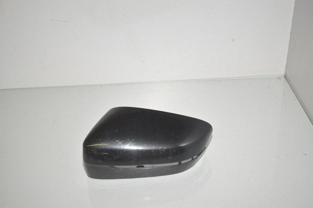 Veidrodėlio plastikinė apdaila