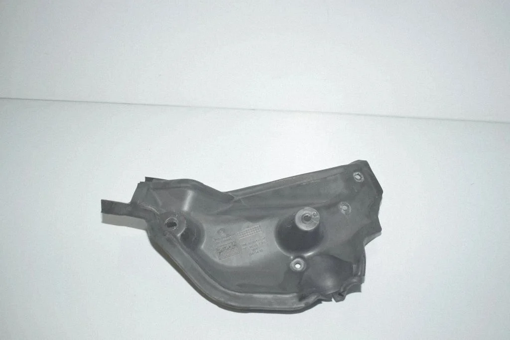 Other engine bay part 9184007