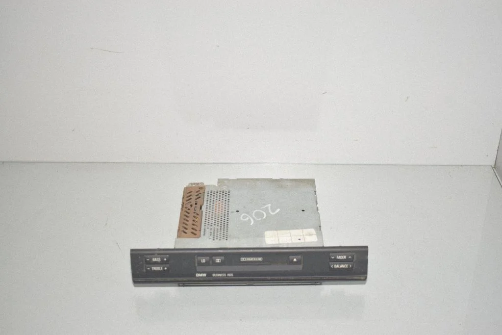 Radija/ CD/DVD grotuvas/ navigacija