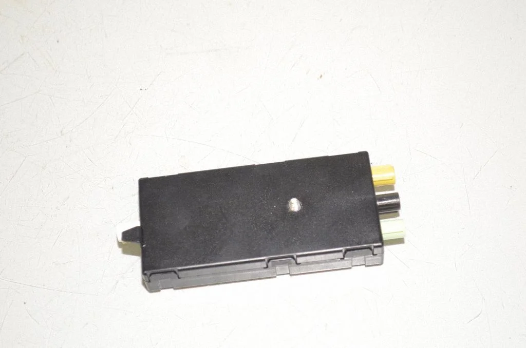 Aerial antenna amplifier 6838609