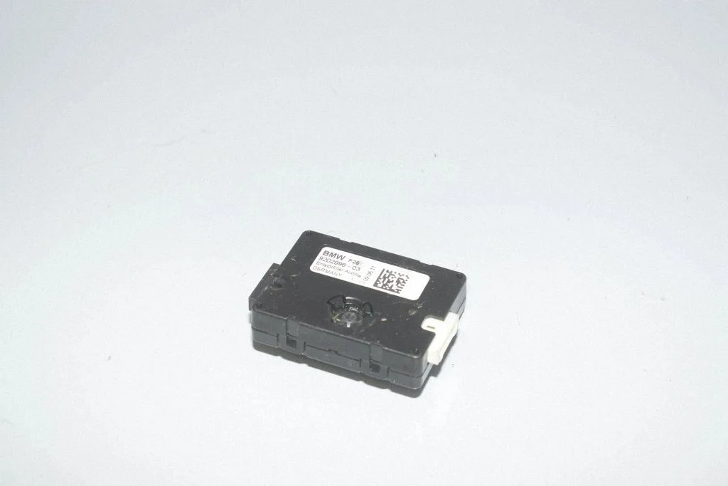 Wzmacniacz antenowy 9202996