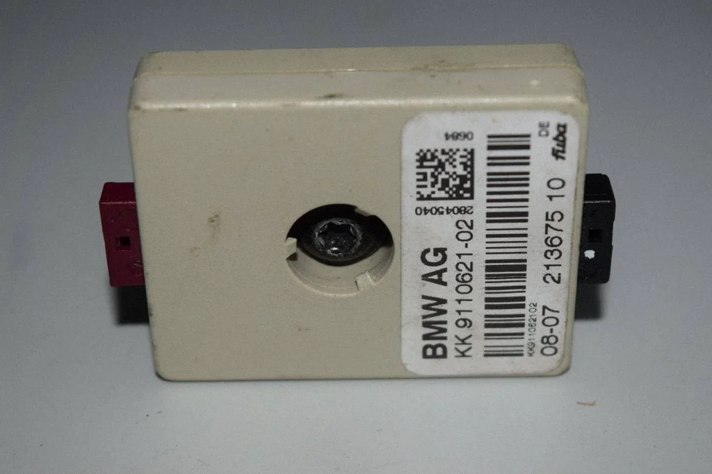 Antenas pastiprinātājs – BMW 3. sērija E90 E91 (2005-2012)
