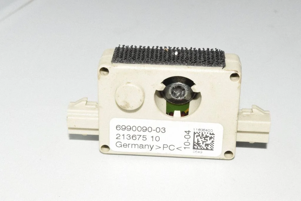 Aerial antenna amplifier – BMW 3 Series E90 E91 (2005-2012)