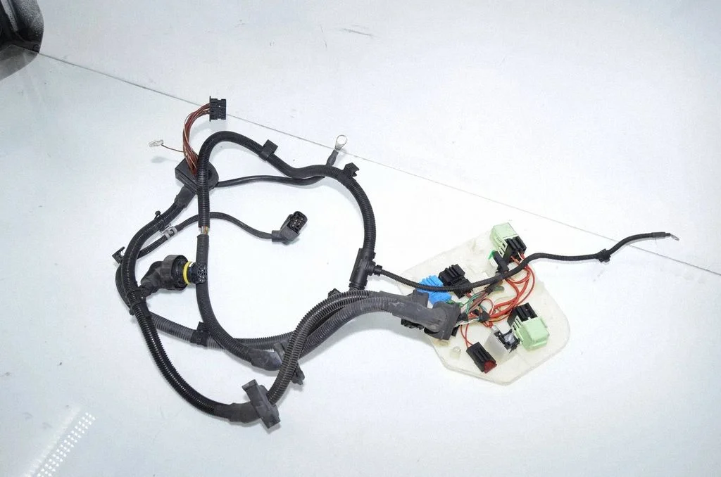 Engine installation wiring loom 8518829