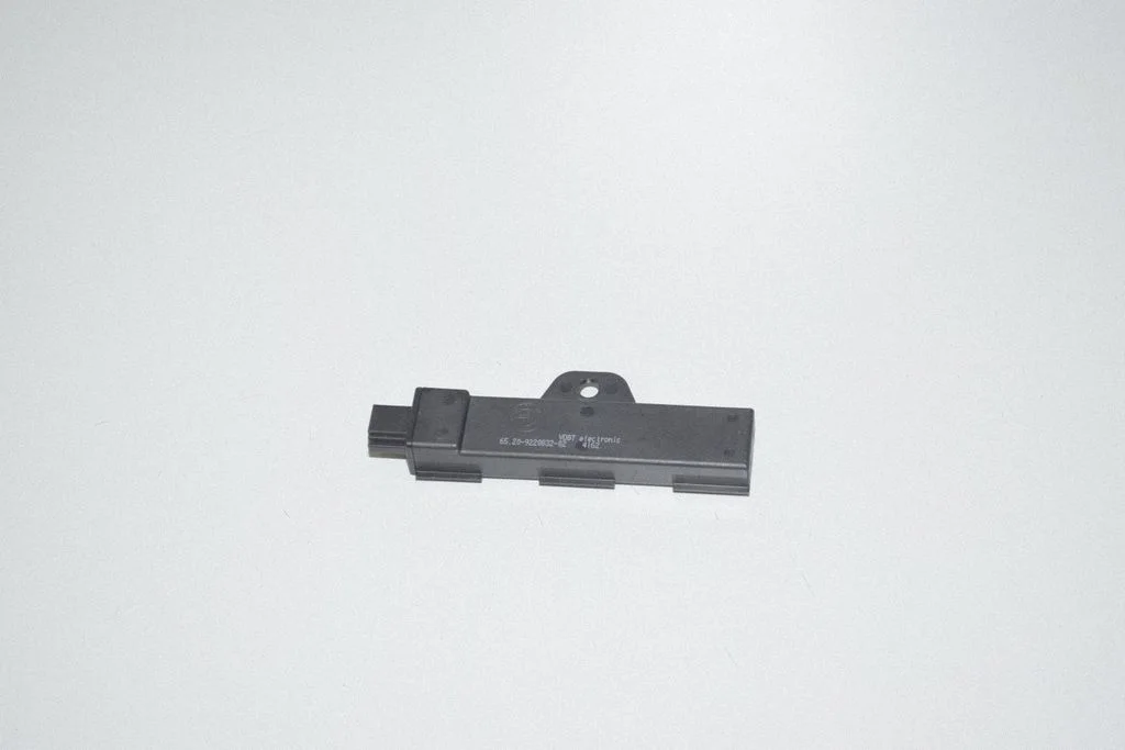 Interior comfort aerial antenna 9220832