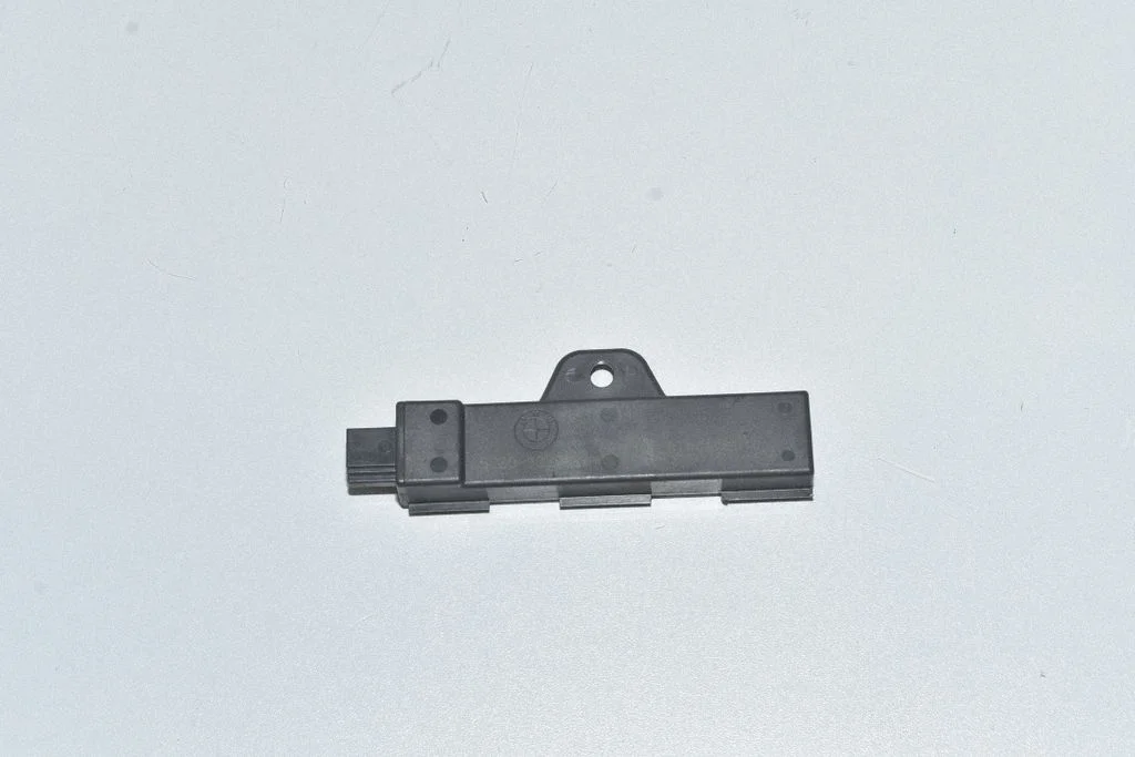 Interior comfort aerial antenna