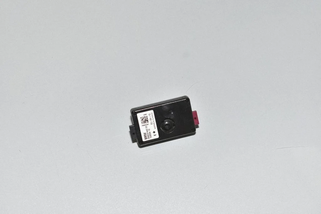 Interior comfort aerial antenna 9231442