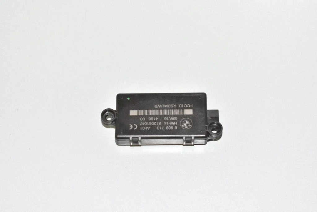 Interior comfort aerial antenna 6989713