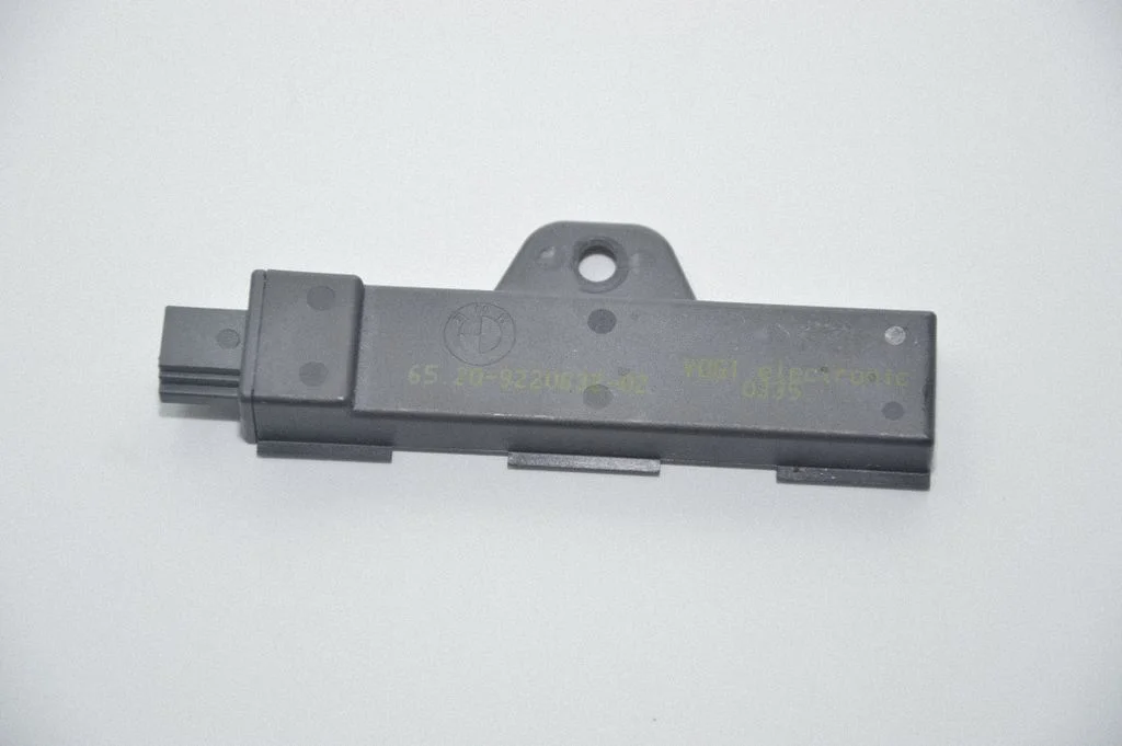 Interior comfort aerial antenna 9220832