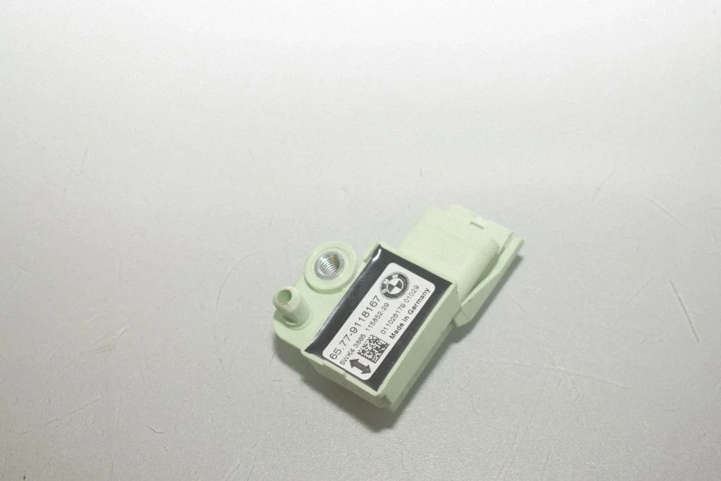 Airbag deployment crash/impact sensor 9118167