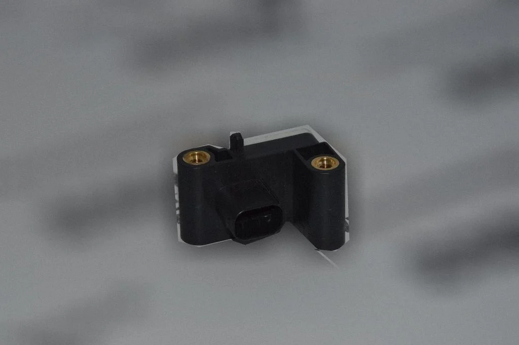 Drošības spilvenu trieciena sensors