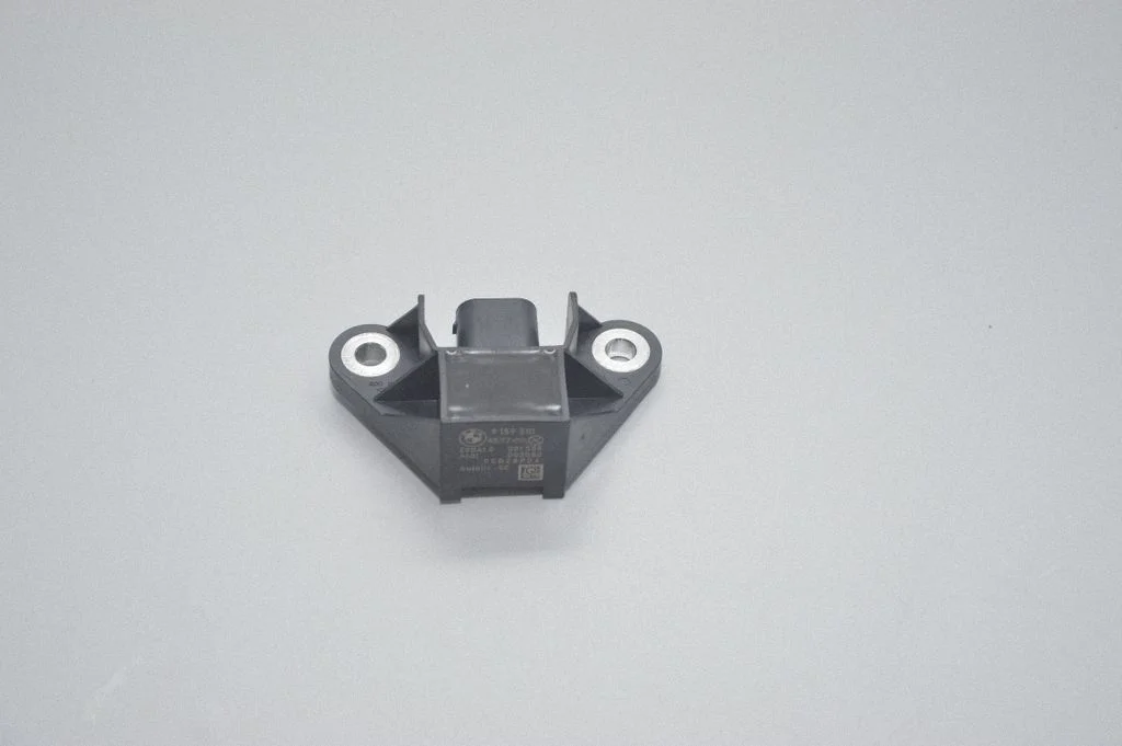 Airbag deployment crash/impact sensor – BMW 5 Series F10 F11 (2009-2016)