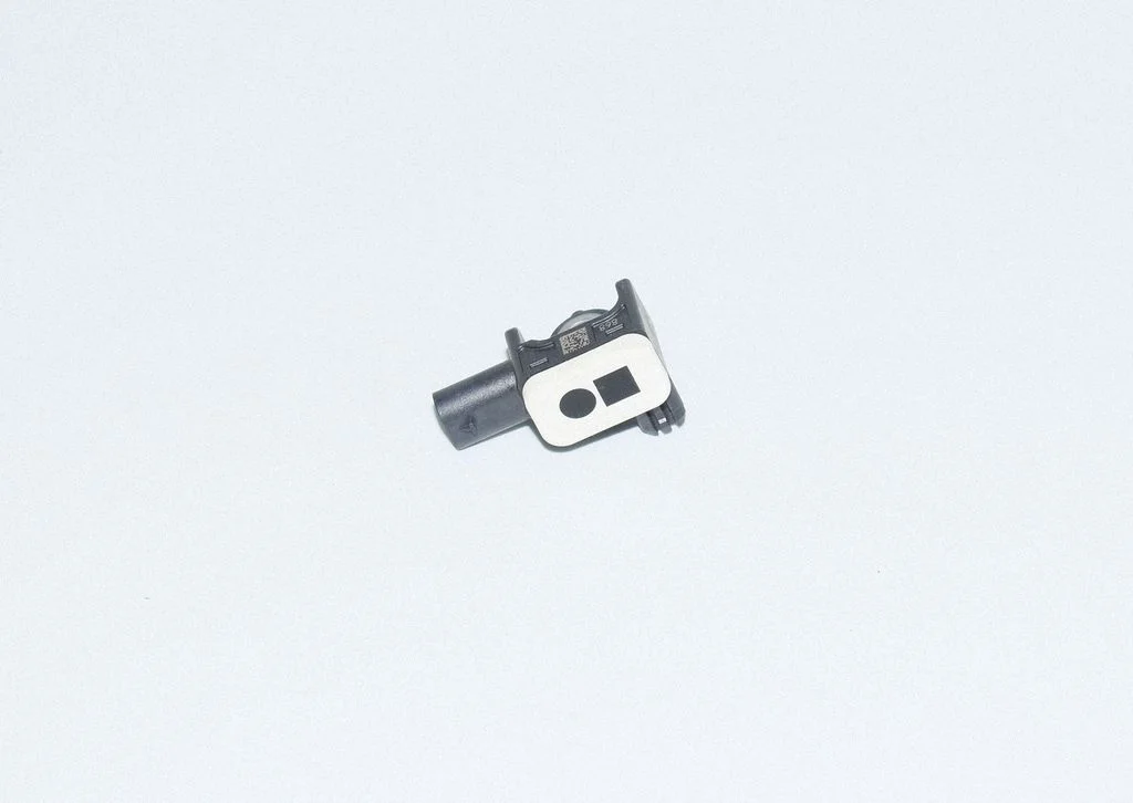 Airbag deployment crash/impact sensor 9234989