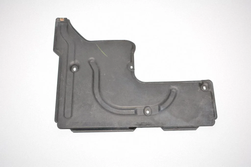 Rear underbody cover/under tray 7020537
