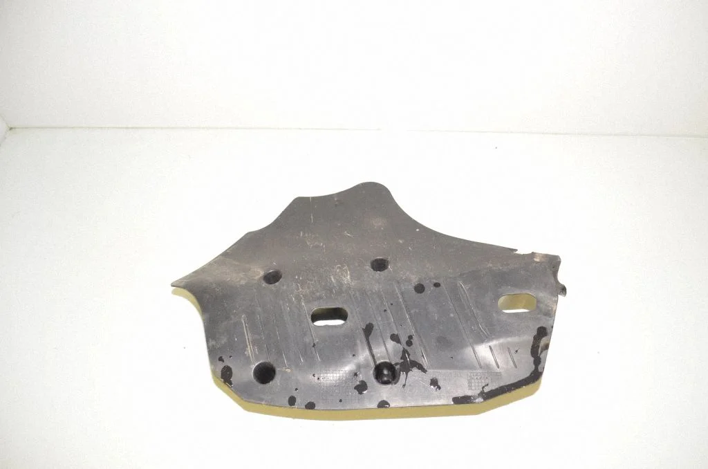 Tagavedrustuse põhjakaitse – BMW 2-seeria F22 F23 (2013-2017)