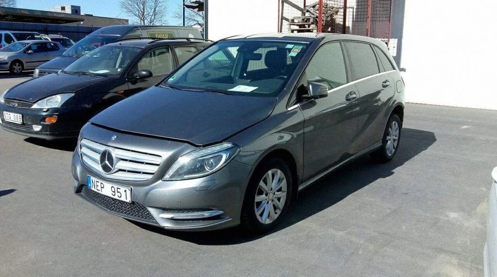 Mercedes-Benz B-class (W245, W246/W242)