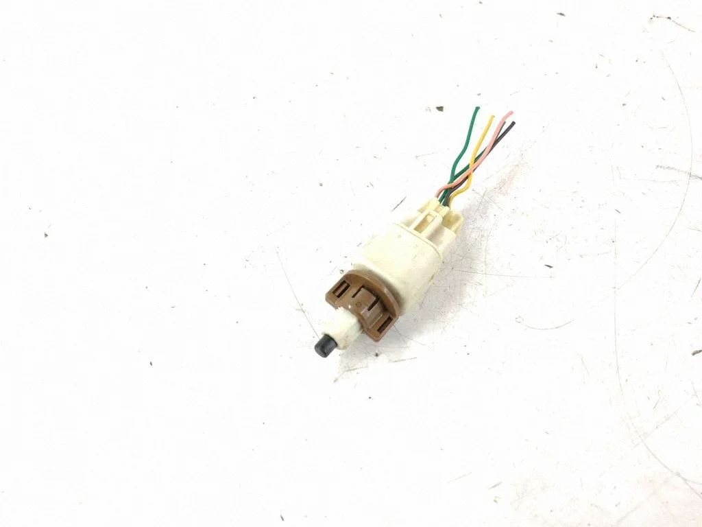 Brake pedal sensor switch – Toyota Yaris (2006-2011)