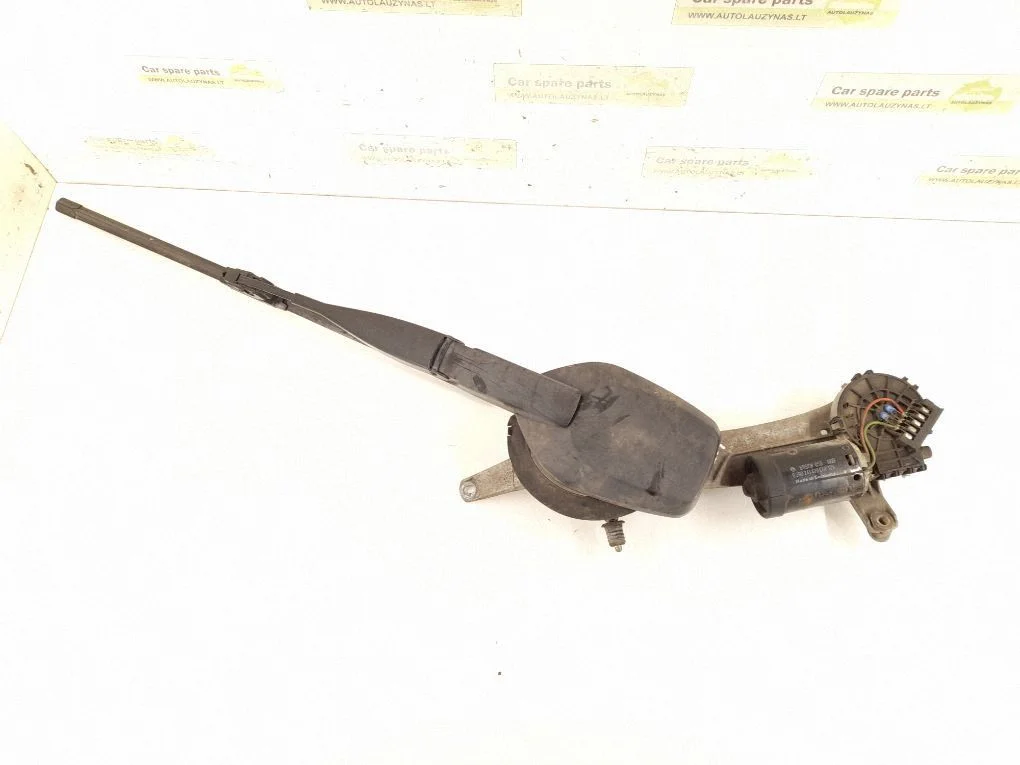 Front wiper linkage 2108201542