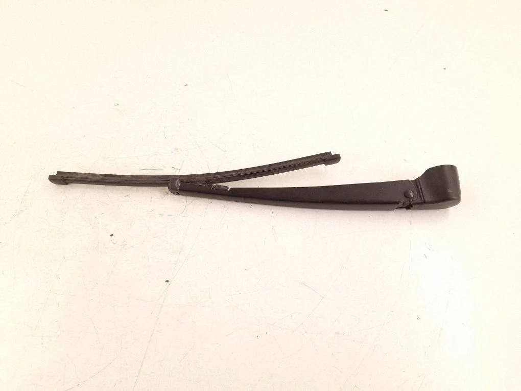Rear wiper blade arm 1568200044