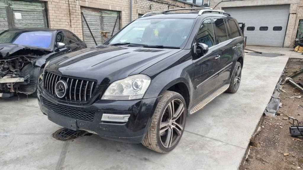 Mercedes-Benz GL-class (X164, X166)