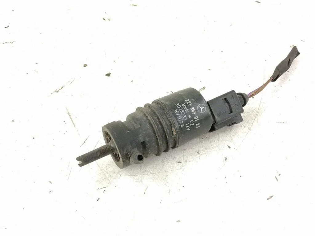 Klaasipesuvedeliku pump (klaaside) – Mercedes-Benz CLS-klass C218 X218 (2011-2017)