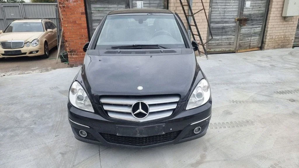 Mercedes-Benz B-class (W245, W246/W242)