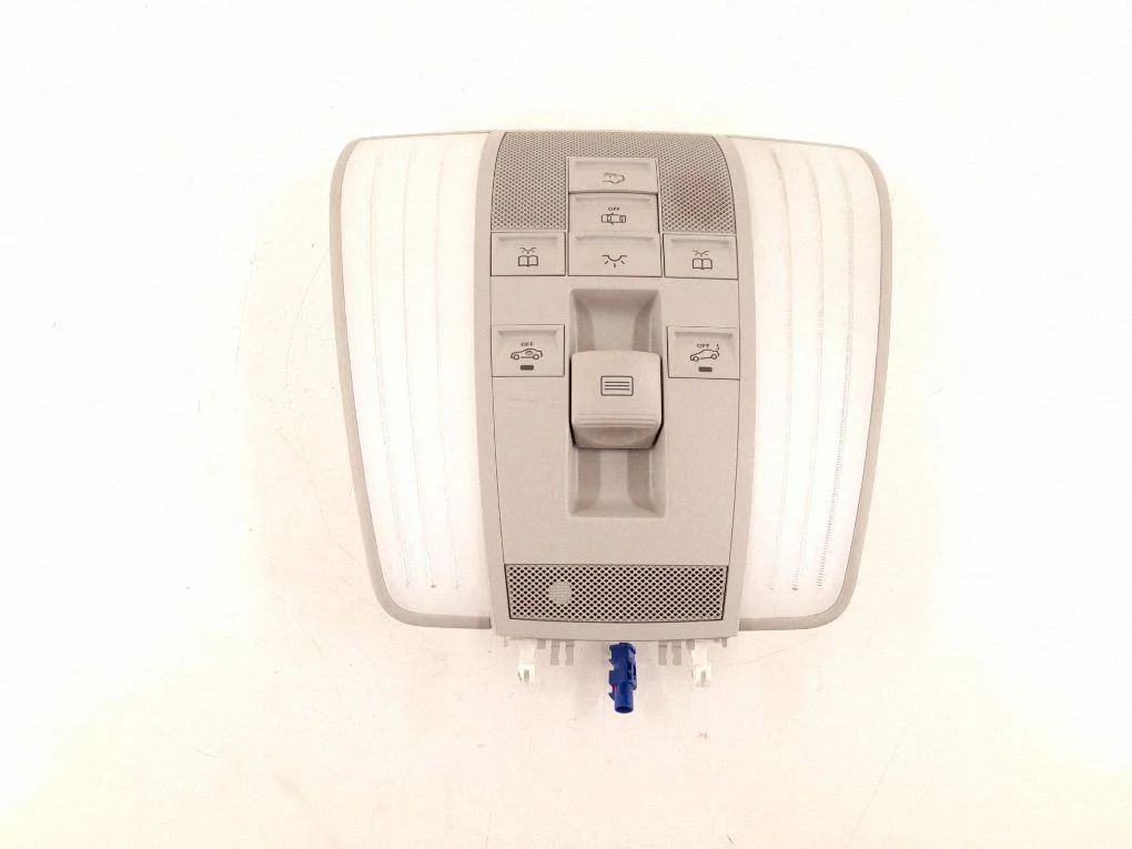 Front seat light 2129066501