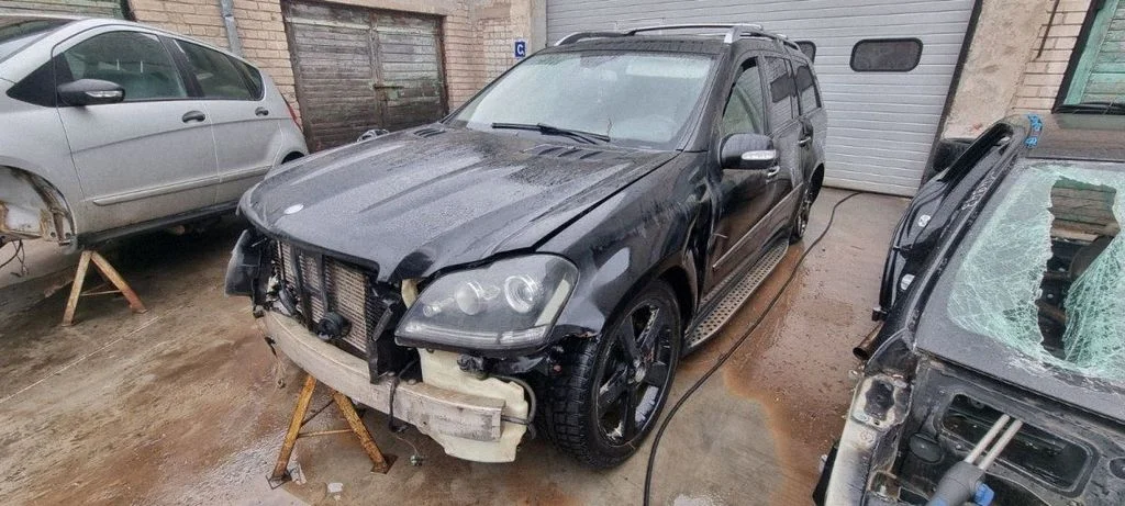 Mercedes-Benz GL-class (X164, X166)