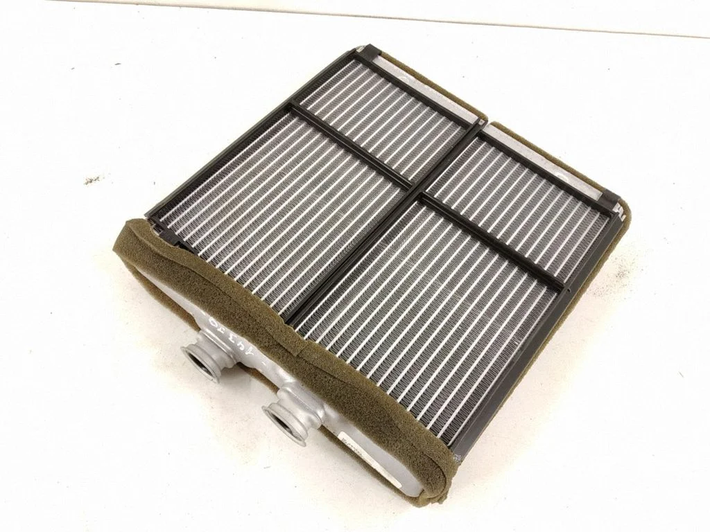 Salongi küttekeha radiaator – Mercedes-Benz E-klass W212 (2009-2016)