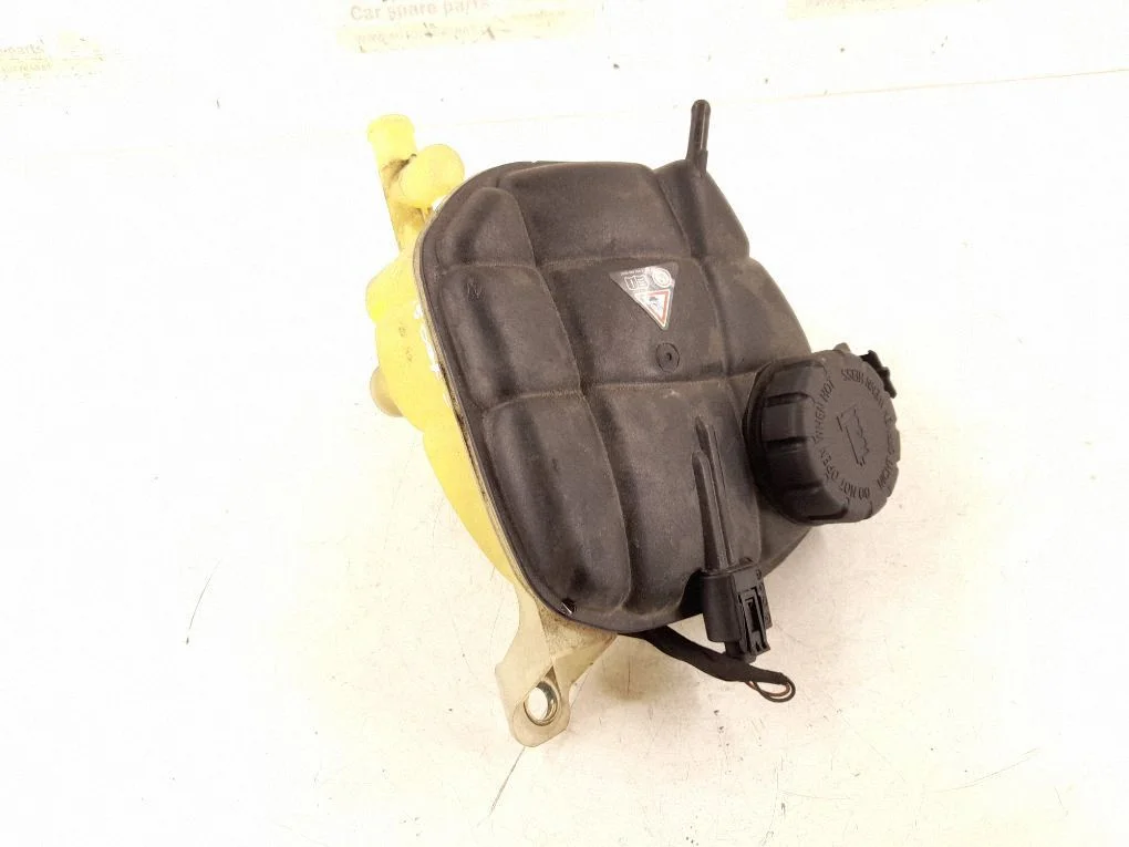 Coolant expansion tank/reservoir 1645000049