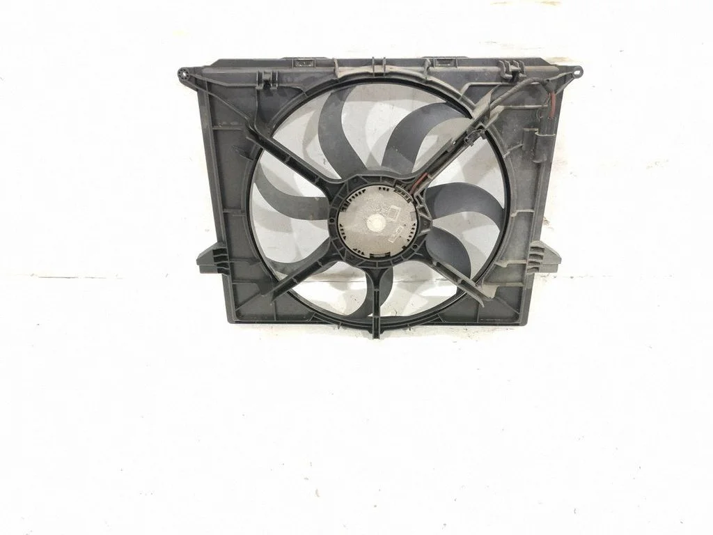 Electric radiator cooling fan – Mercedes-Benz R-Class W251 (2005-2013)